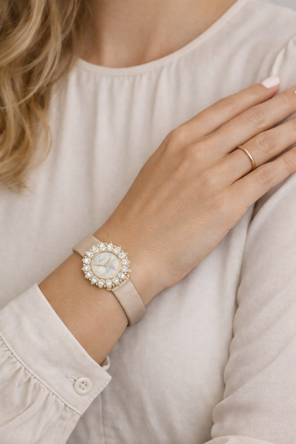 Amara strap colors watch