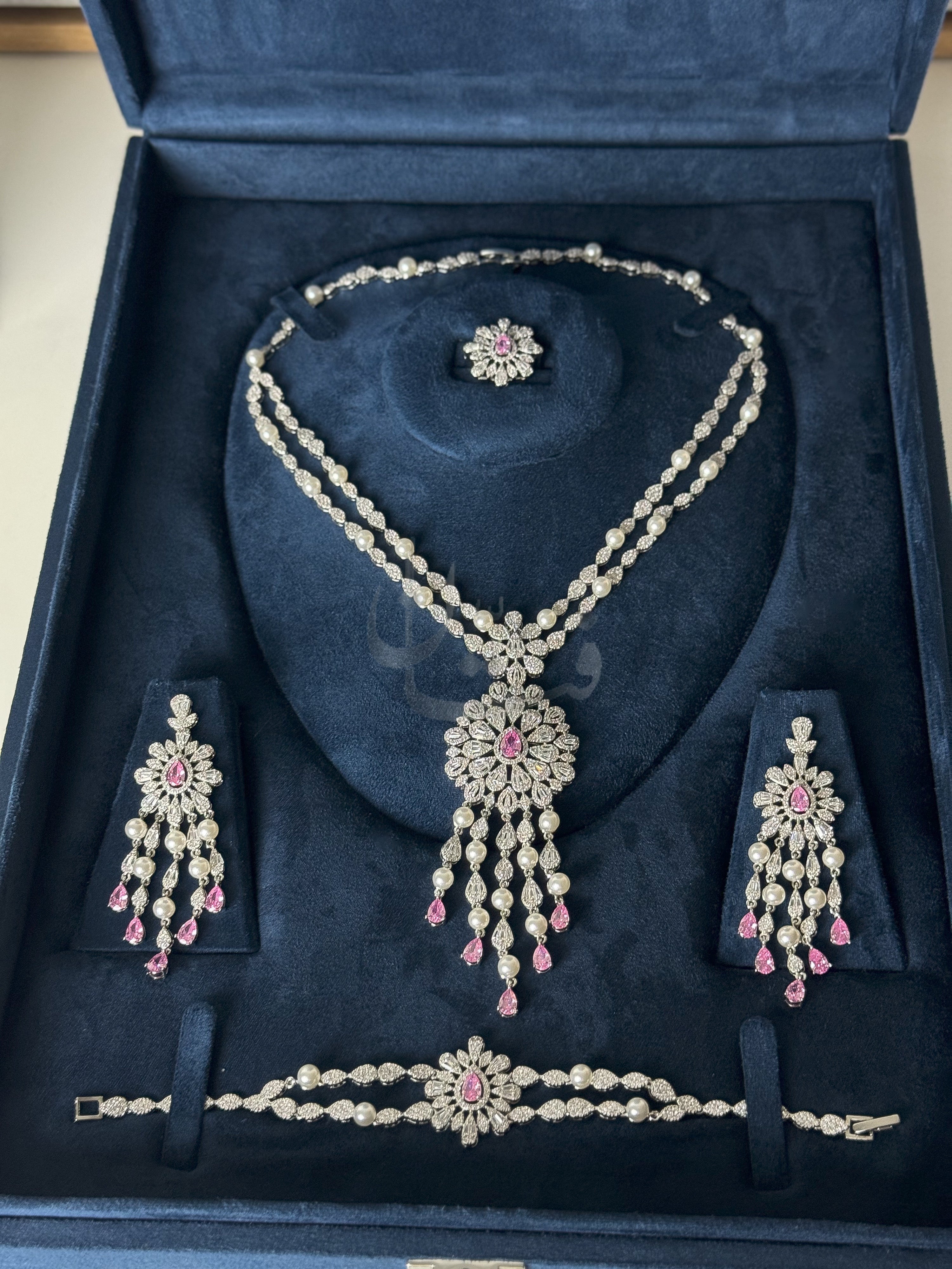 Mariam pink set