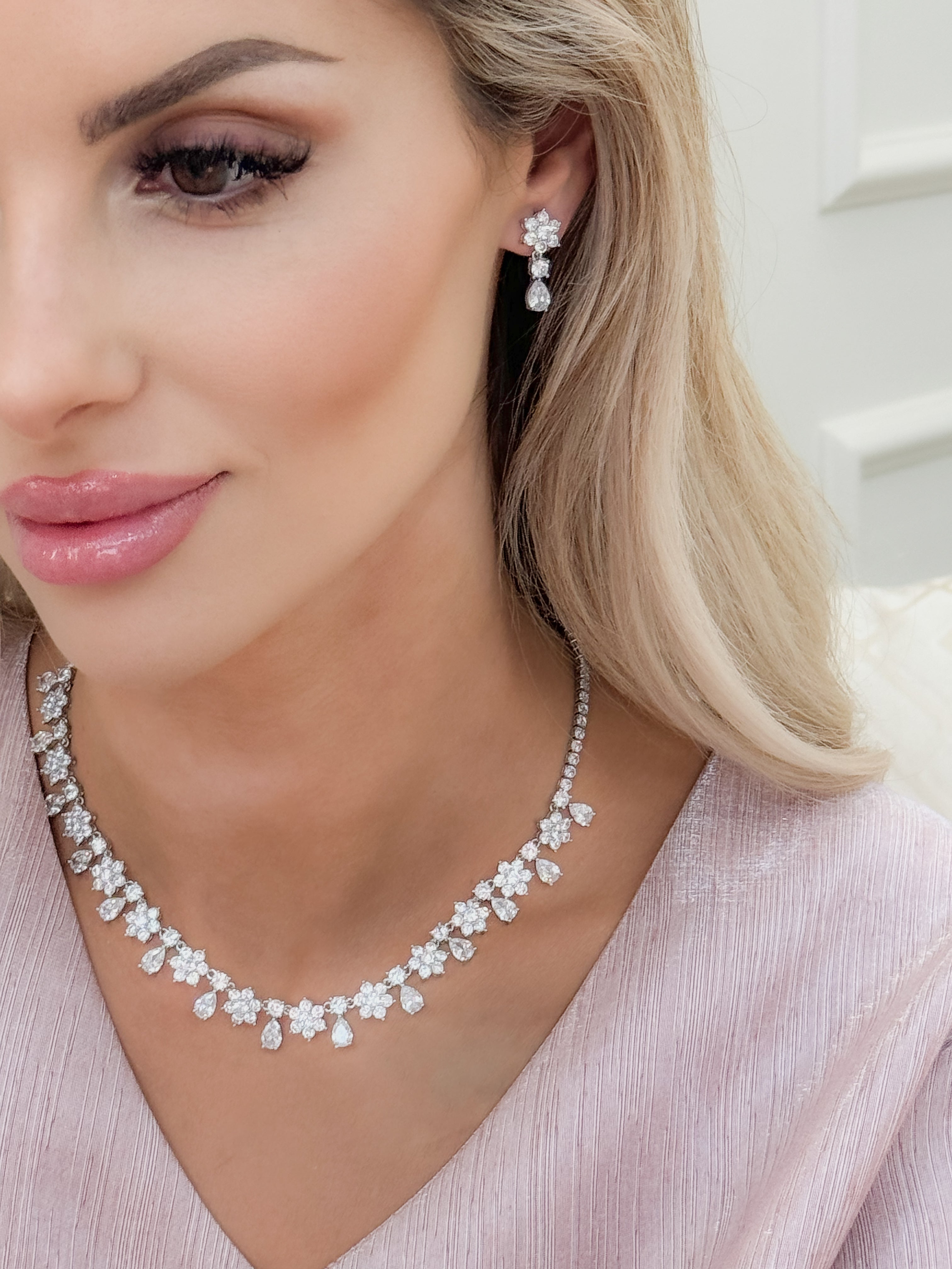 Aisha silver set