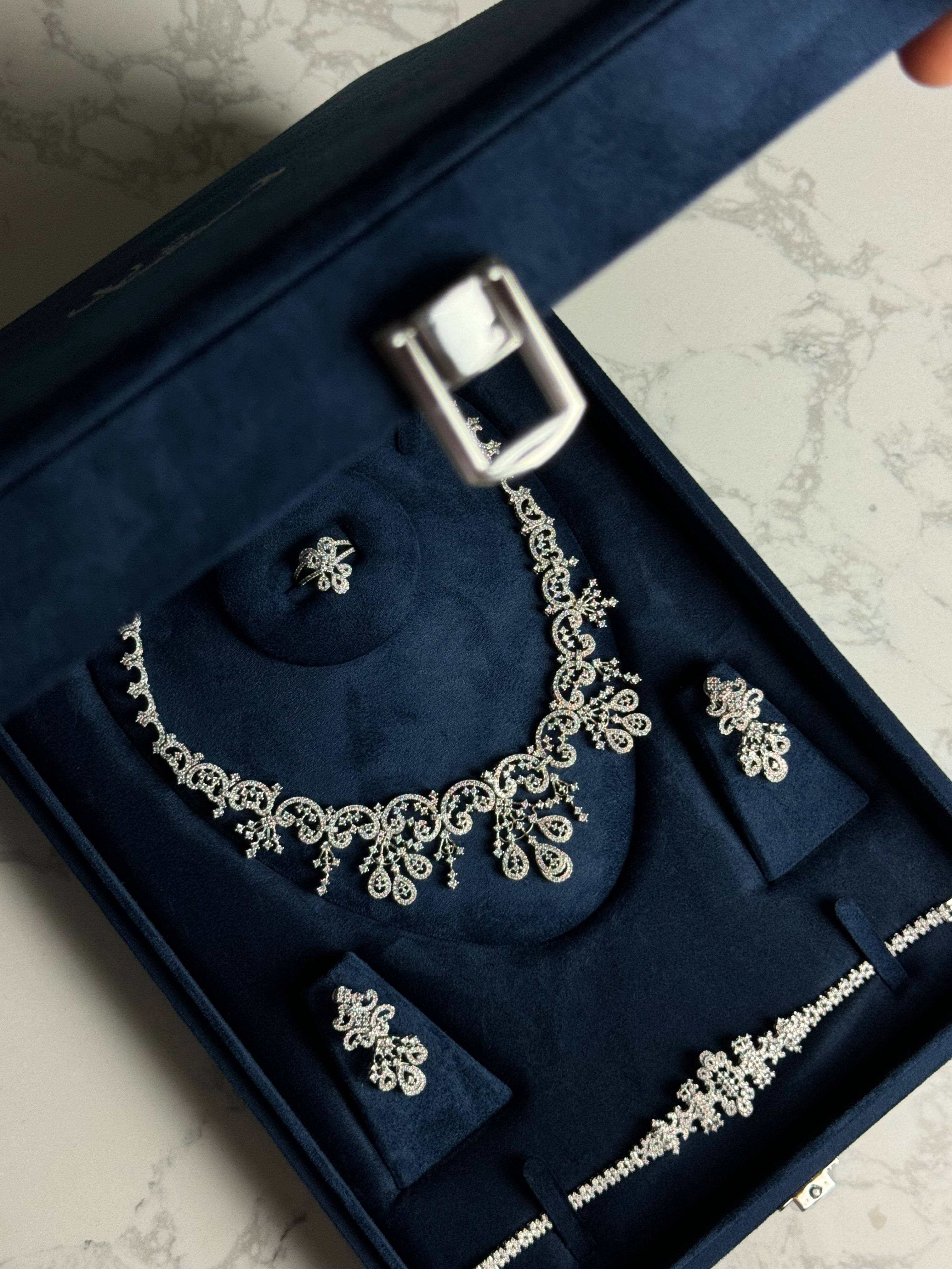 Reem set 