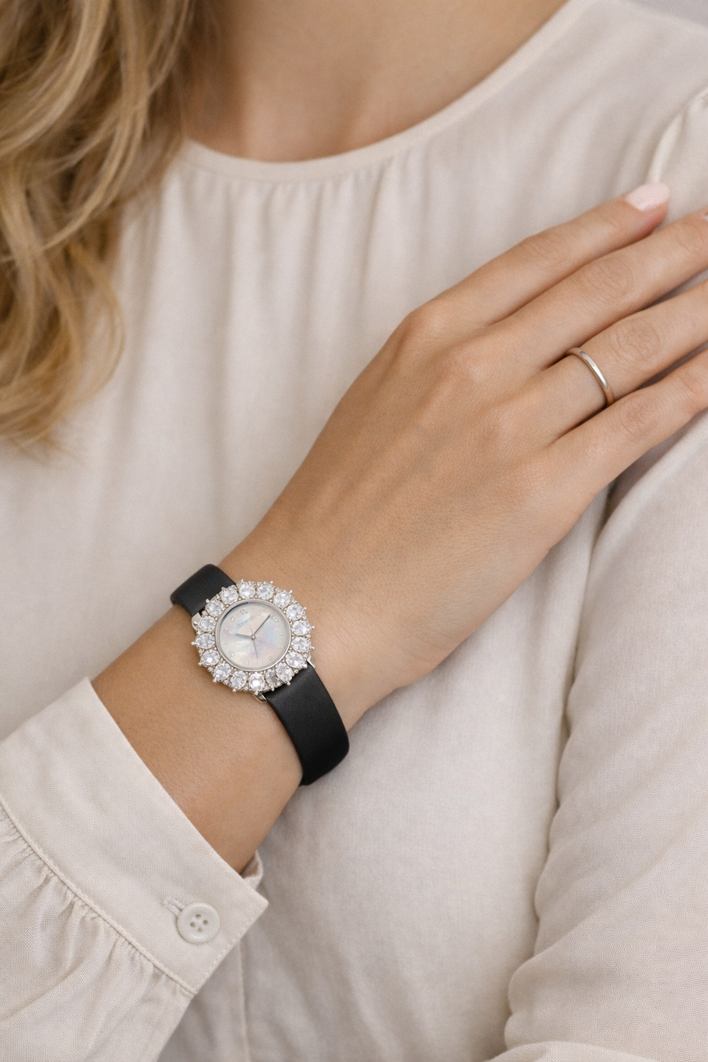 Amara strap colors watch
