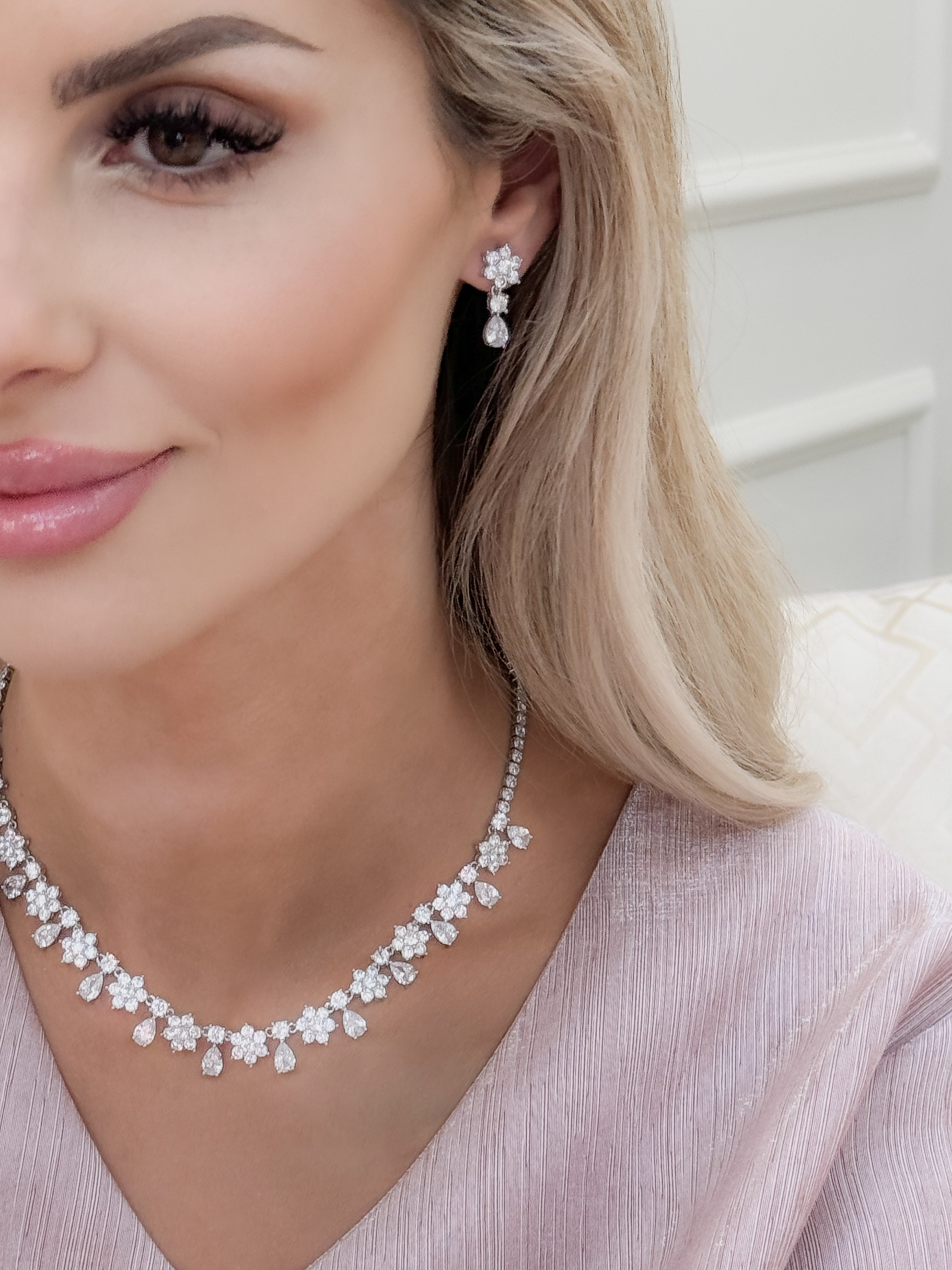 Aisha silver set