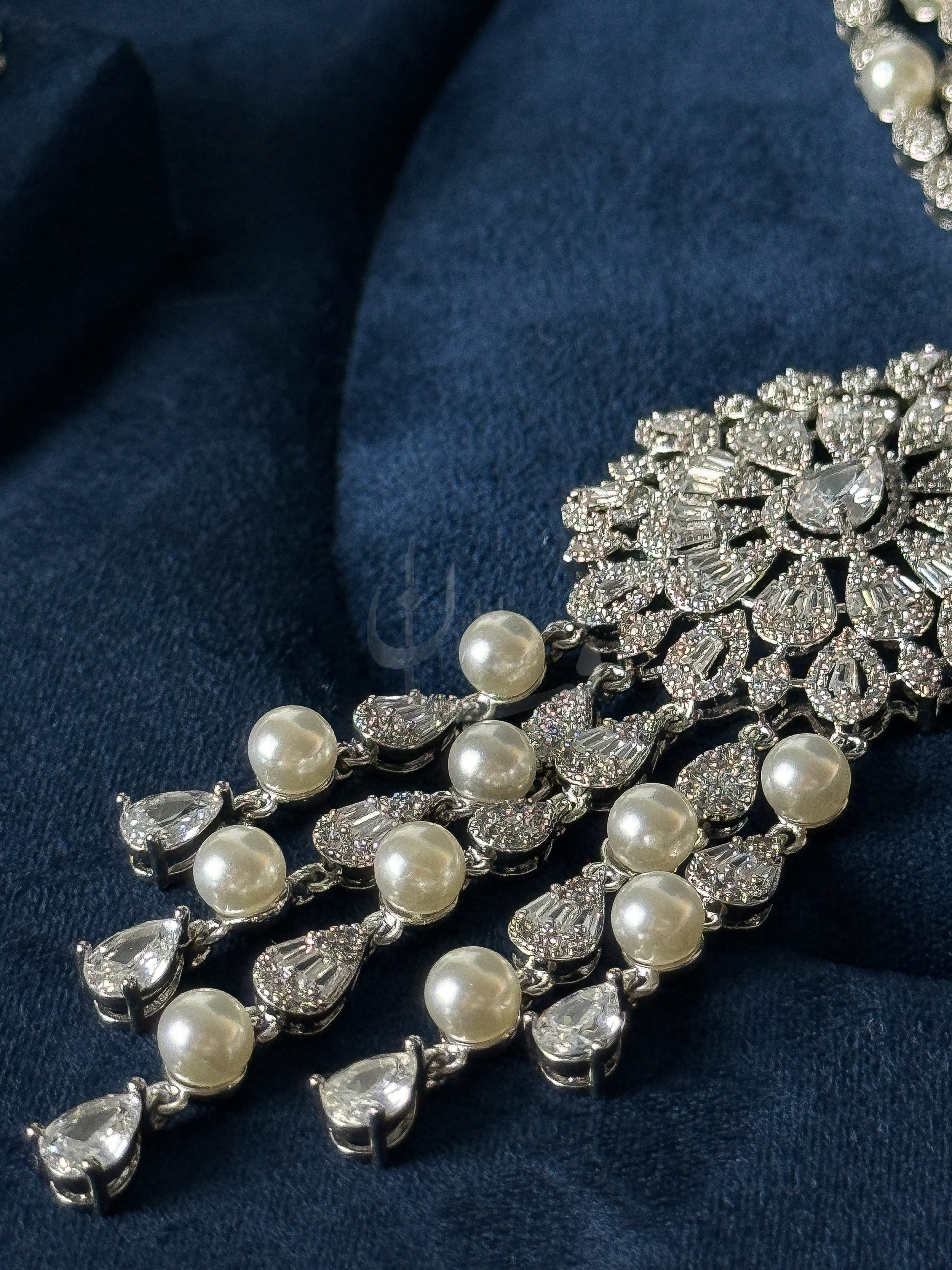 Mariam silver set